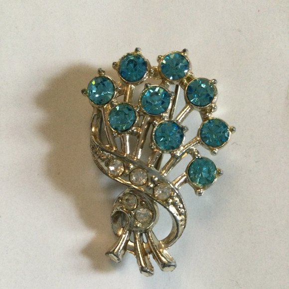 Women's pin brooch beautiful like a new condition - Picture 1 of 3